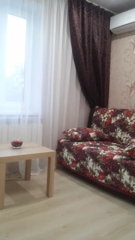 Квартира Апартаменты 61 — Ейск