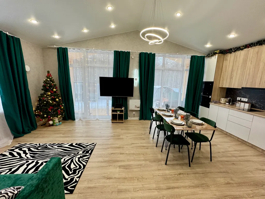 Уютный загородный дом с баней