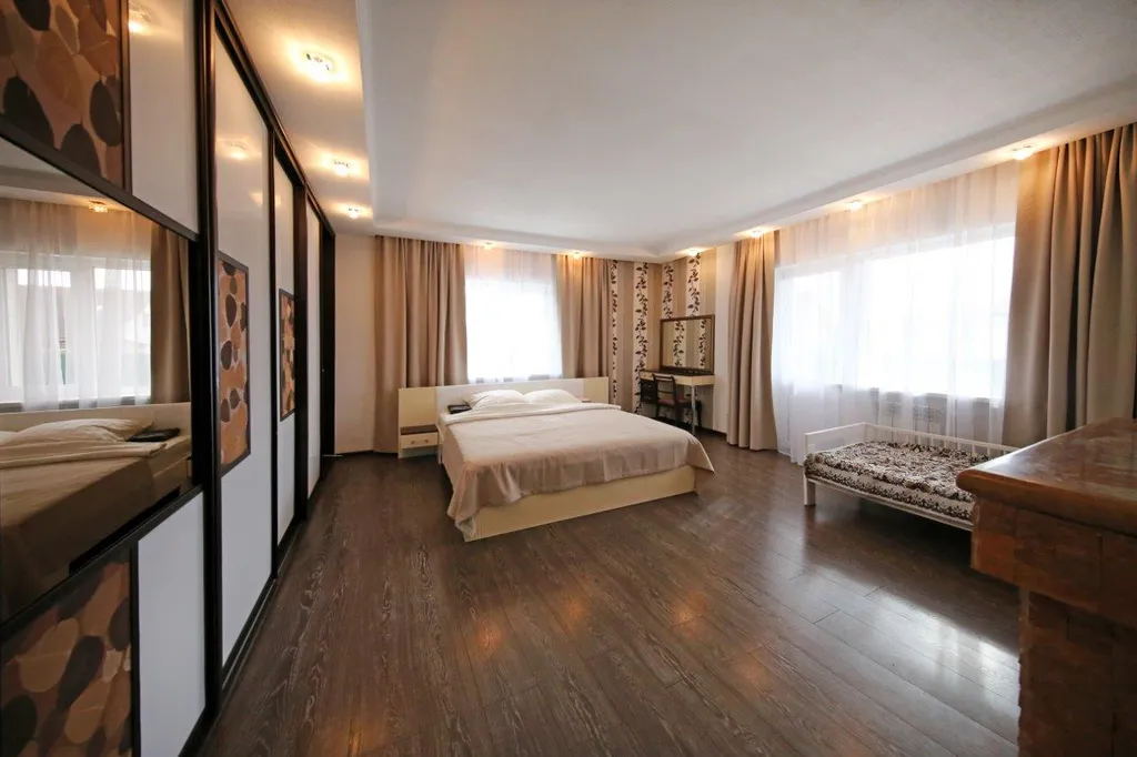 Дом для большой компании