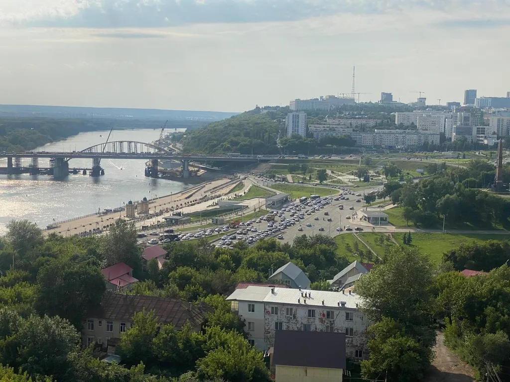 Уютная квартира с потрясающим видом на сердце города — аренда посуточно в Уфа