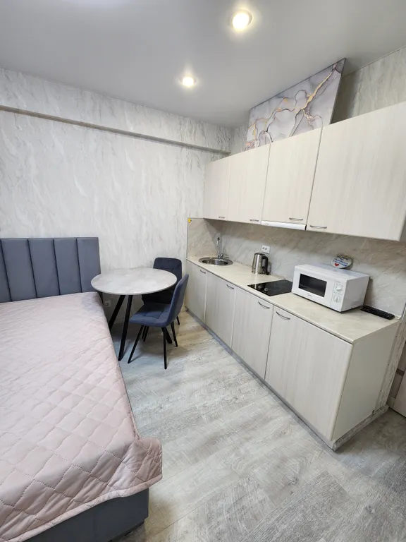 Студия с видом на море