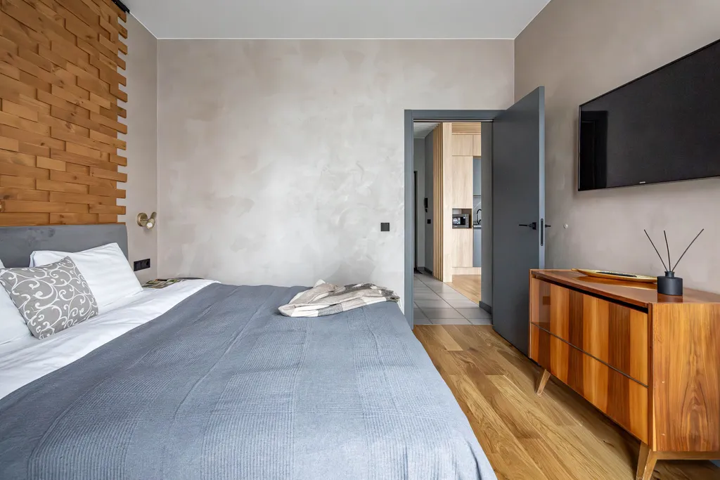 Охта Сьют 21 рядом с входом в Охта парк