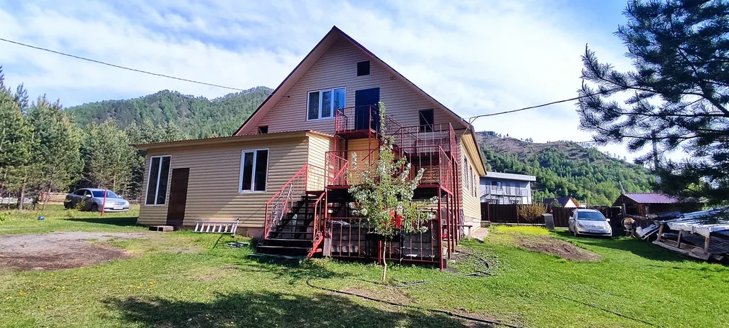 Дом с видом на горы