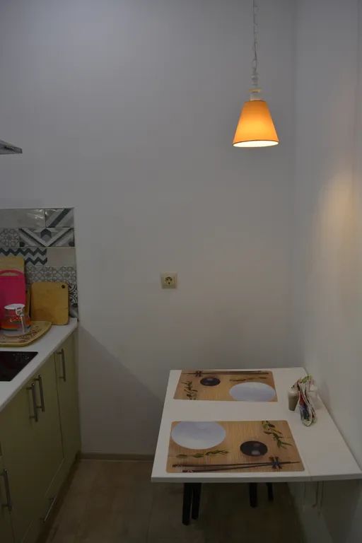 Двухкомнатная квартира у моря с немноголюдным пляжем