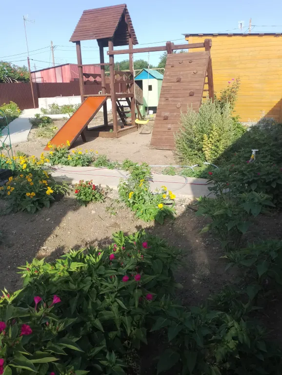 Коттедж Двухкомнатный дом — Темрюк