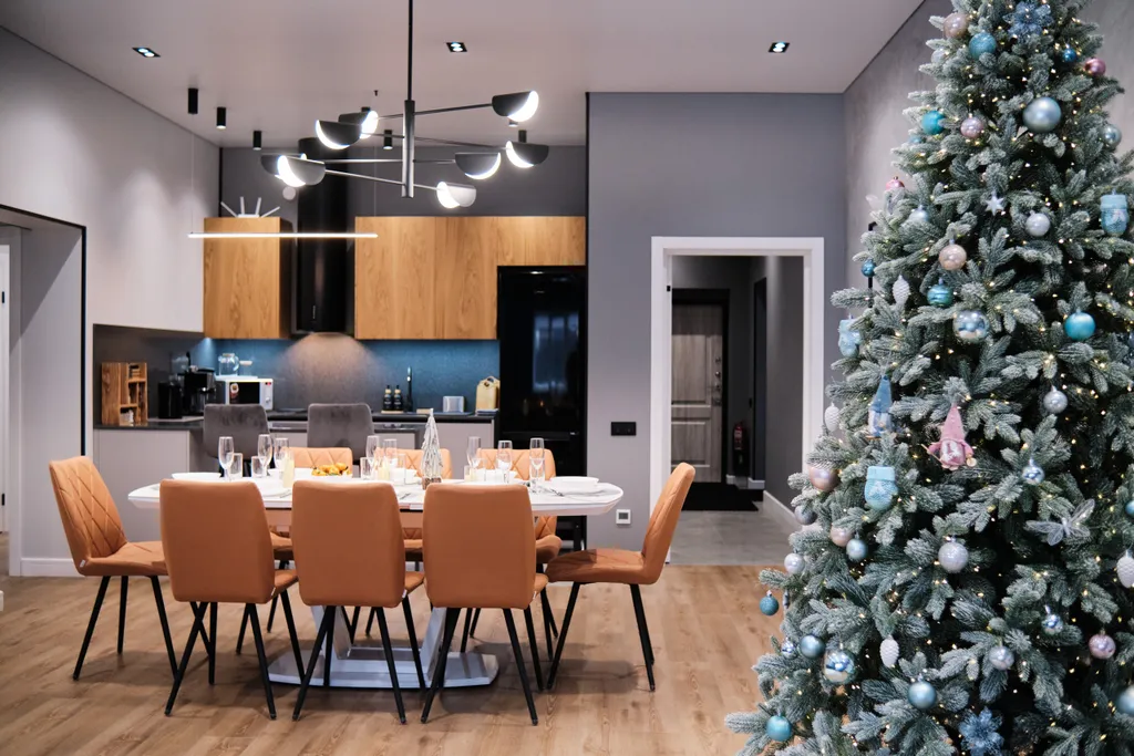 Новый современный дом для большой семьи или доброй компании