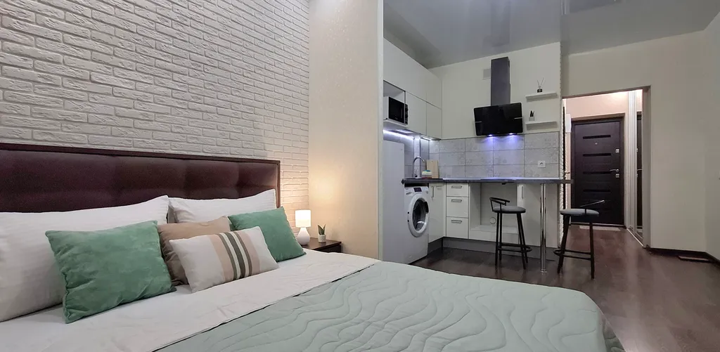 Студия с видом на Ангару