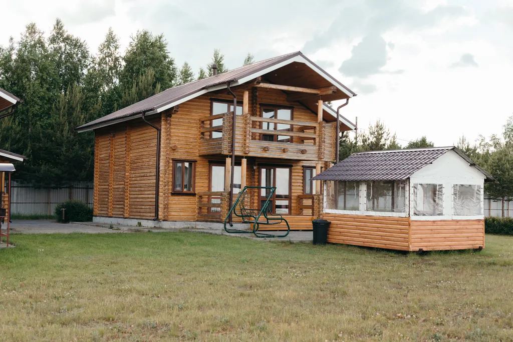 Коттедж с видом на озеро — аренда посуточно в Тюмень