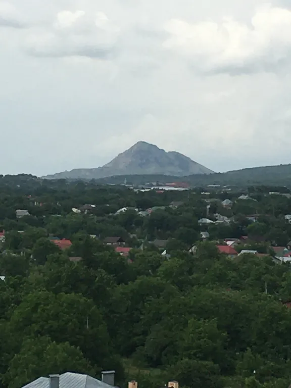 Квартира с видом на горы