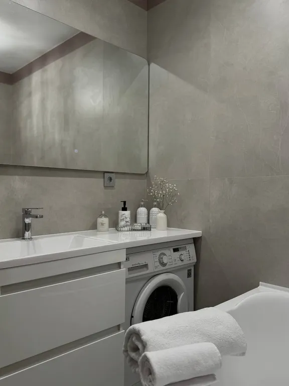 Апартаменты с камином и большой ванной