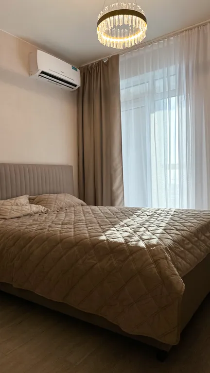 Шикарная, светлая, чистая студия в центре города с видом на Амур