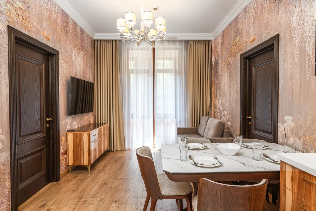 Апартаменты с новым ремонтом и 2 спальнями