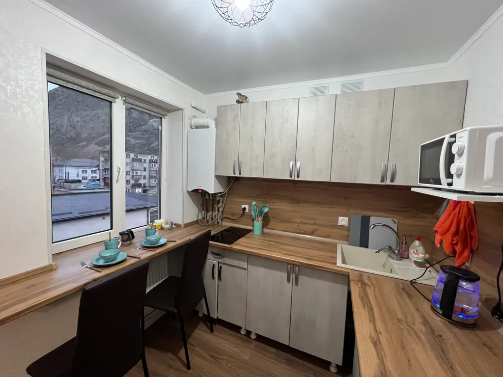 Уютная квартира с видом на горы