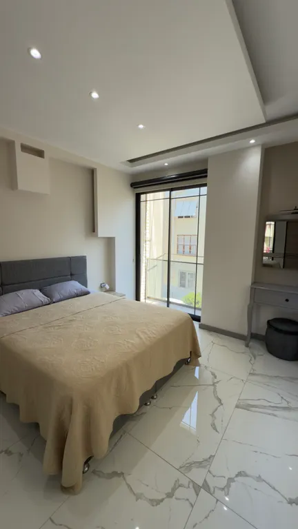 Люкс квартира в центре в 150 метрах от пляжа Клеопатра