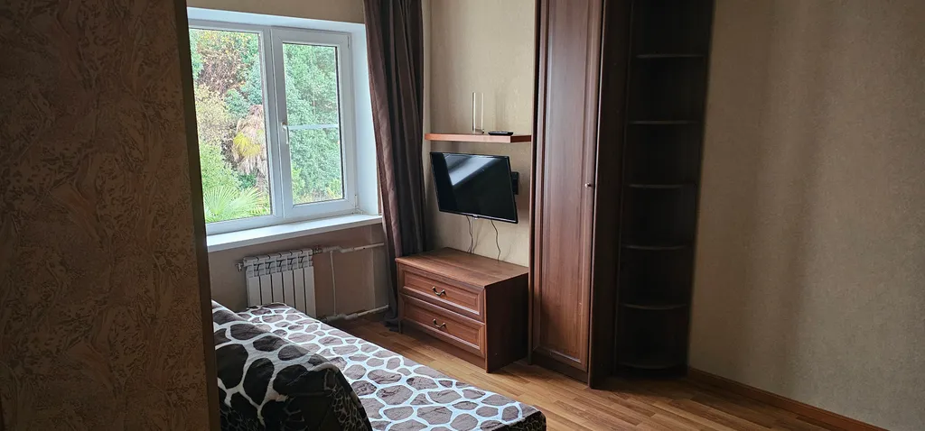 Уютная квартира в центре Бытхи