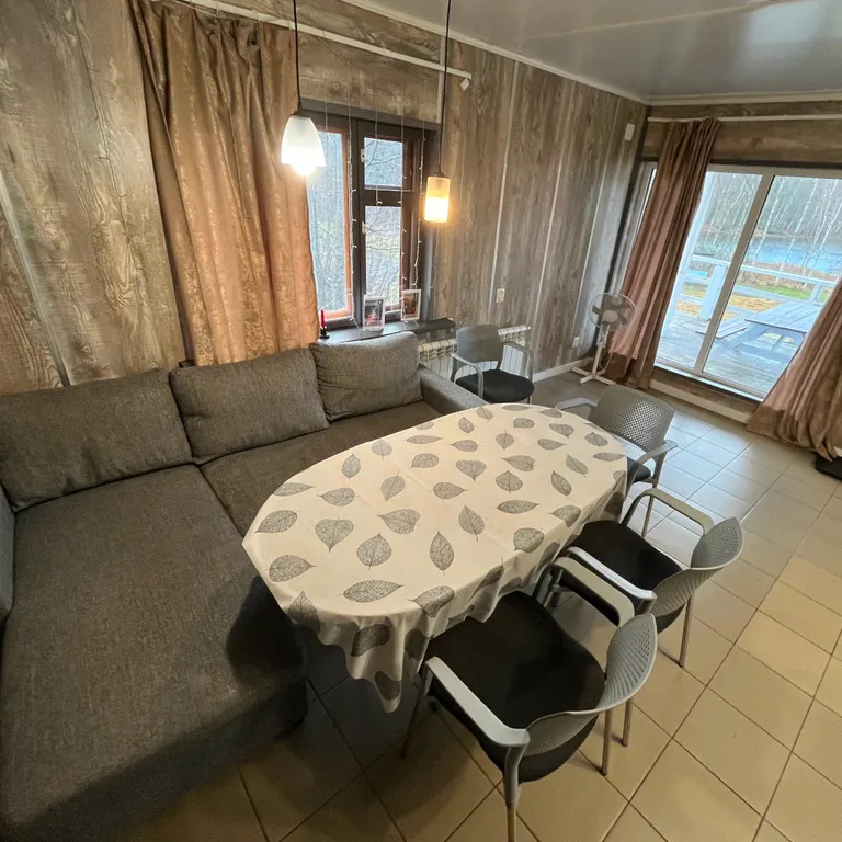 Дом с горячей купелью