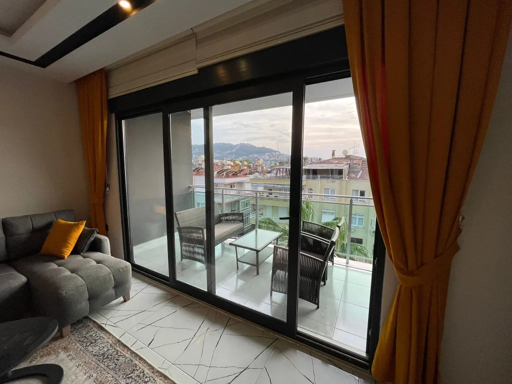 Уютный апартамент у моря с потрясающим видом в центре города