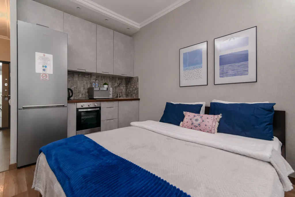 Уютная квартира с панорамными окнами