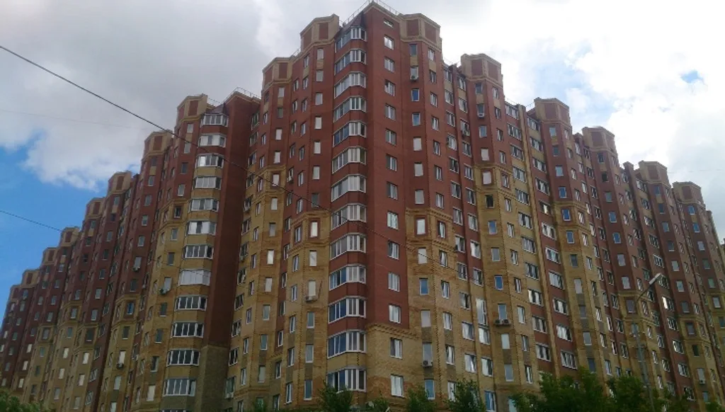 Квартира Квартира у набережной и БЦ Столыпина — Тюмень