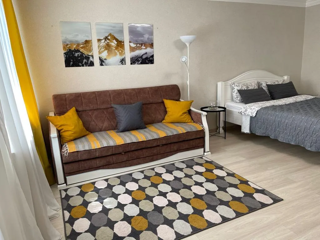 Солнечная квартира в центре города — аренда посуточно в Нальчик