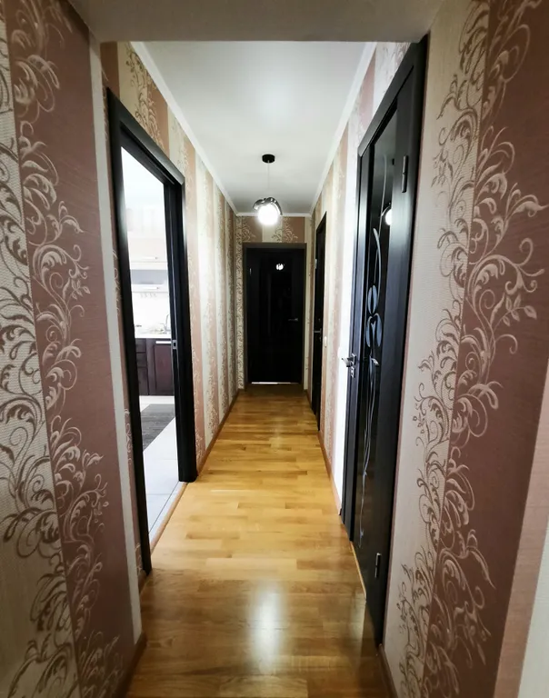 Apartlux Зефир 2-комнатная просторная квартира на С.Разина