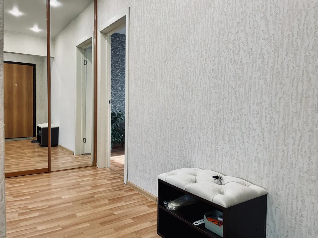 Квартира 2-комнатная квартира с удобным расположением рядом с центром — Красноярск