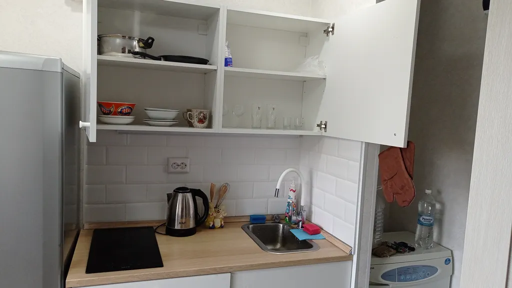 Гостинка с кондиционером рядом с метро