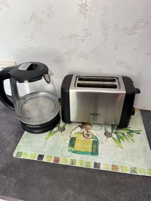 Квартира Квартира Уютная студия в центре города в тихом зелёном дворе — Ярославль