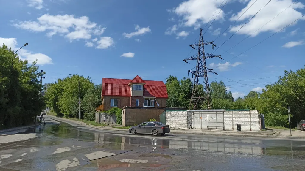 2-комнатная квартира в своём доме с баней и стоянкой