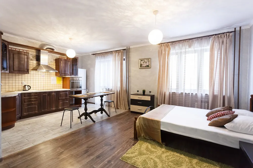 Студия с евроремонтом в центре