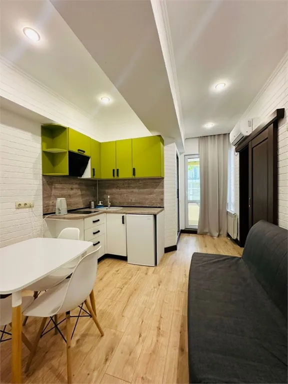 Квартира Апартаменты с балконом — аренда посуточно в Адлер