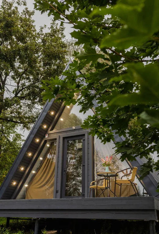 Уютный А-фрейм в современном стиле