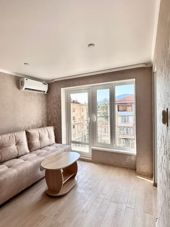 Квартира Однокомнатная квартира в 2 минутах от моря — Гагра