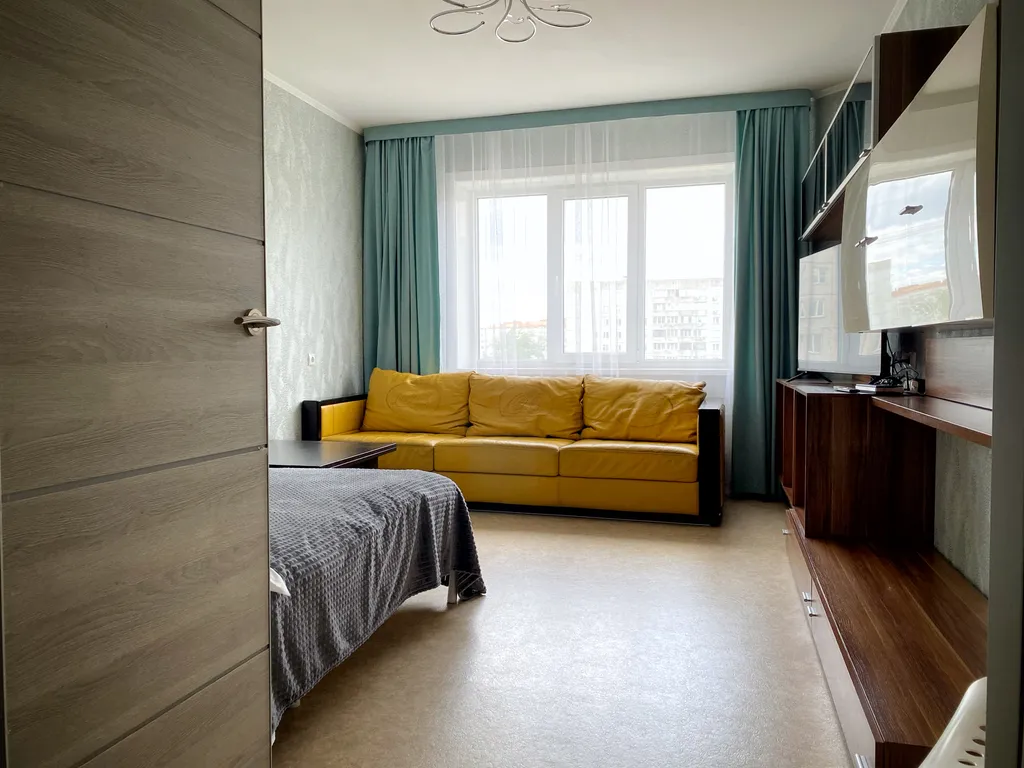 Большая трёхкомнатная квартира рядом с зоопарком