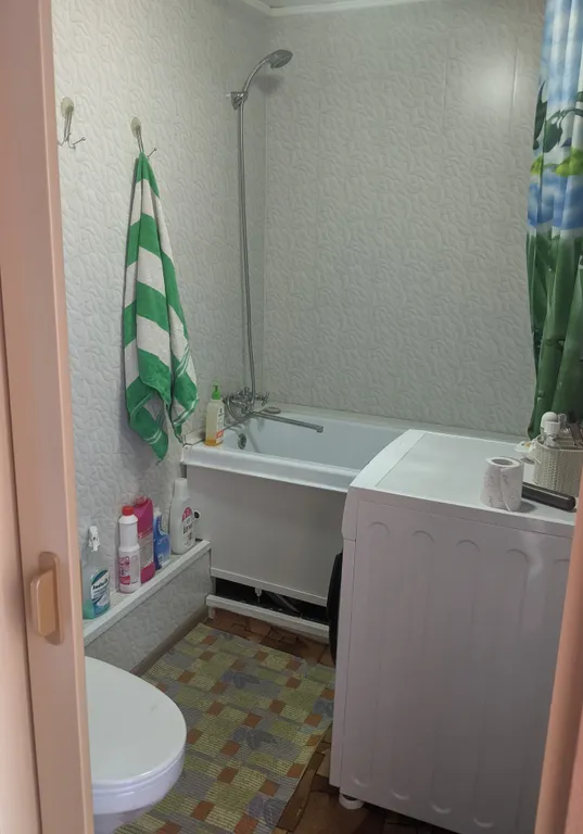 Домик возле аэропорта