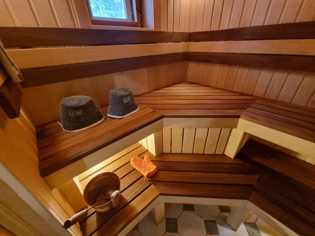 Комфортный, уютный дом у реки для семейного отдыха