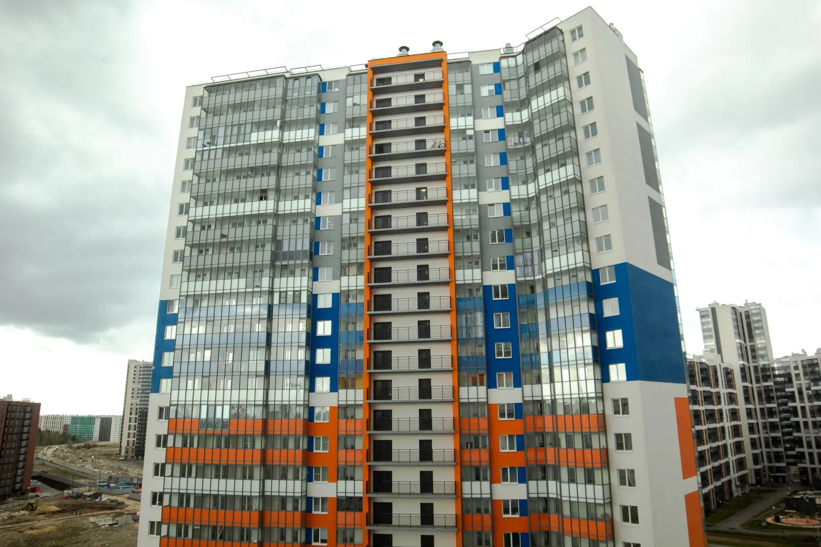 Фото