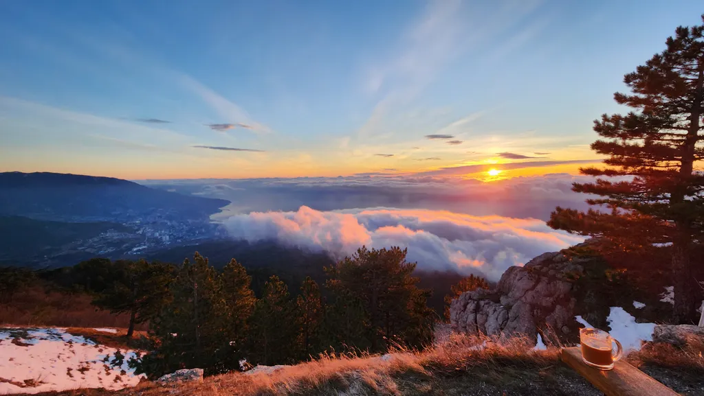Домик на Ай Петри