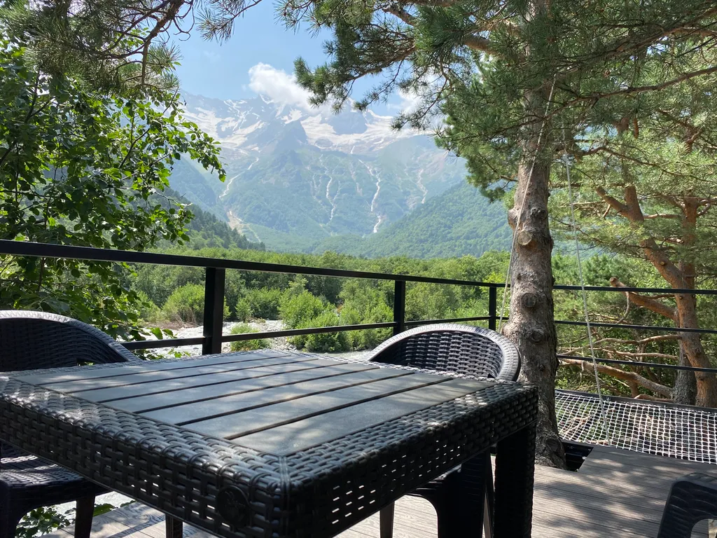 Коттедж 5-комнатный Дом — аренда посуточно в Владикавказ