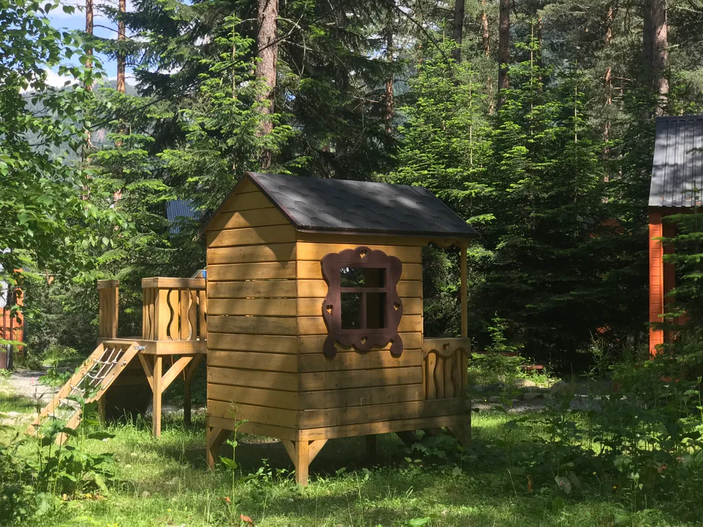 Коттедж Четырёхместный дом с видом на лес — Архыз