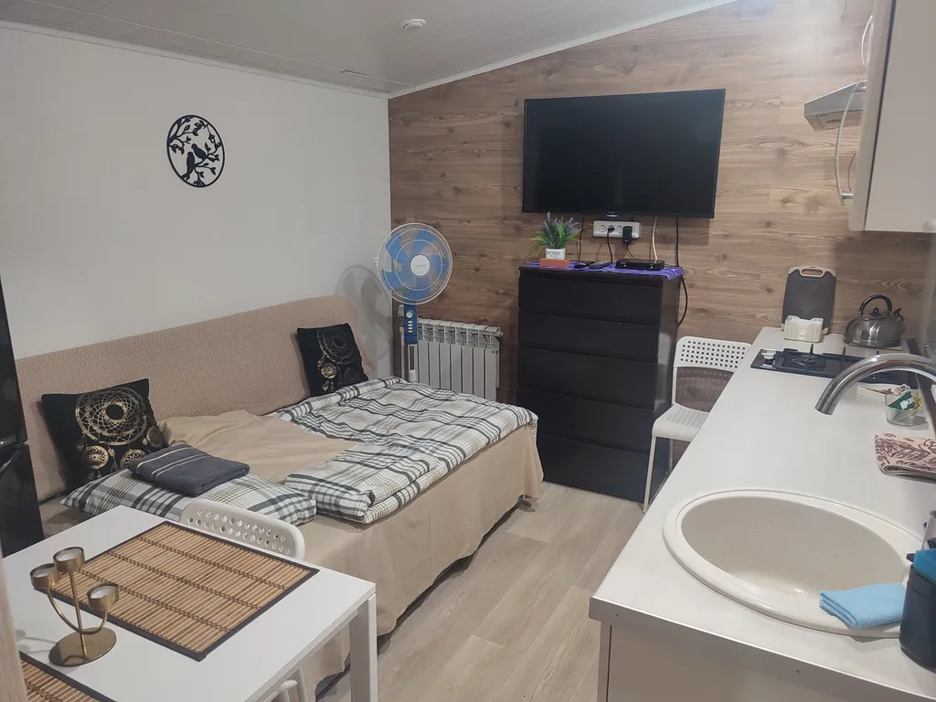 Коттедж Дом с 1 спальней и гостиной — Надевицы