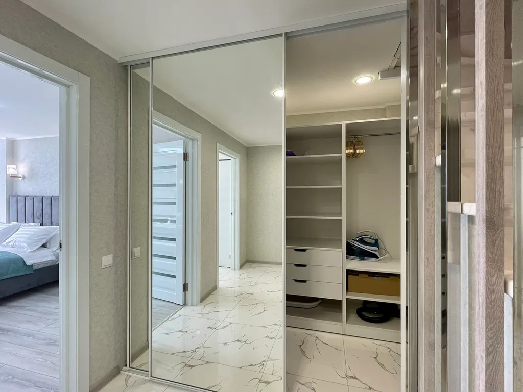 4-комнатная Квартира