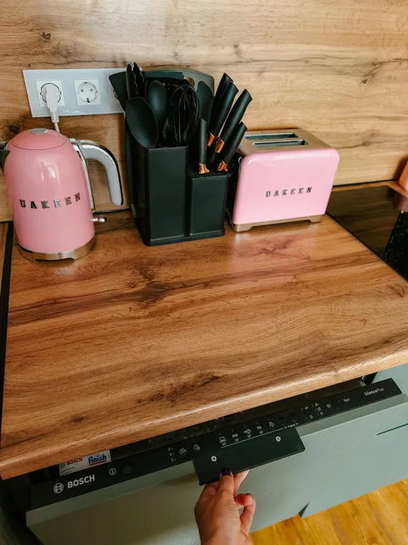 Отдельный дом с баней, террасой,джакузи, парковкой и мангальной зоной