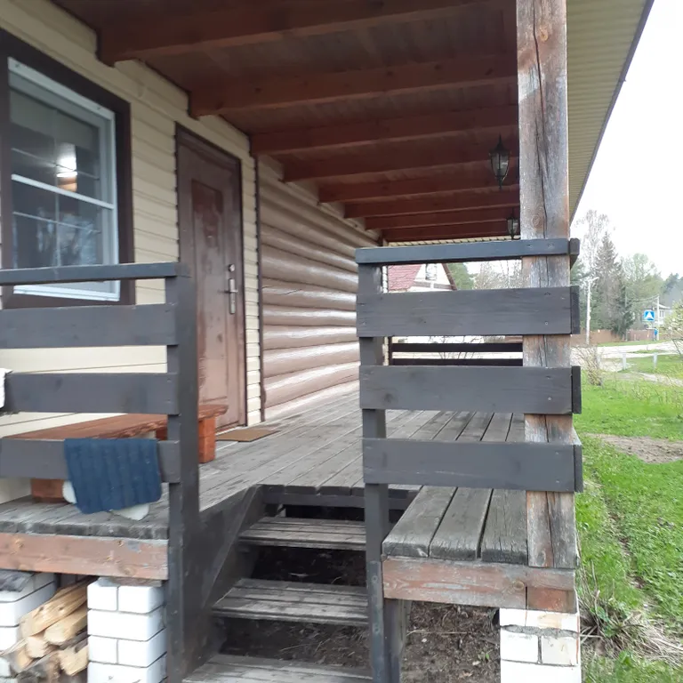 Романтичный домик  для двоих на берегу озера Селигер 24м2