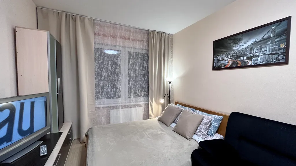 Квартира в центре у реки с панорамной лоджией