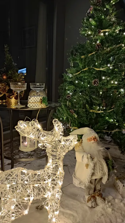 Новый современный стильный дом у озера Суходолье