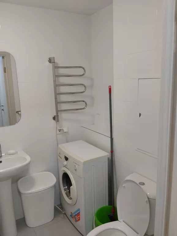 Уютная квартира рядом с МРНЦ Цыба