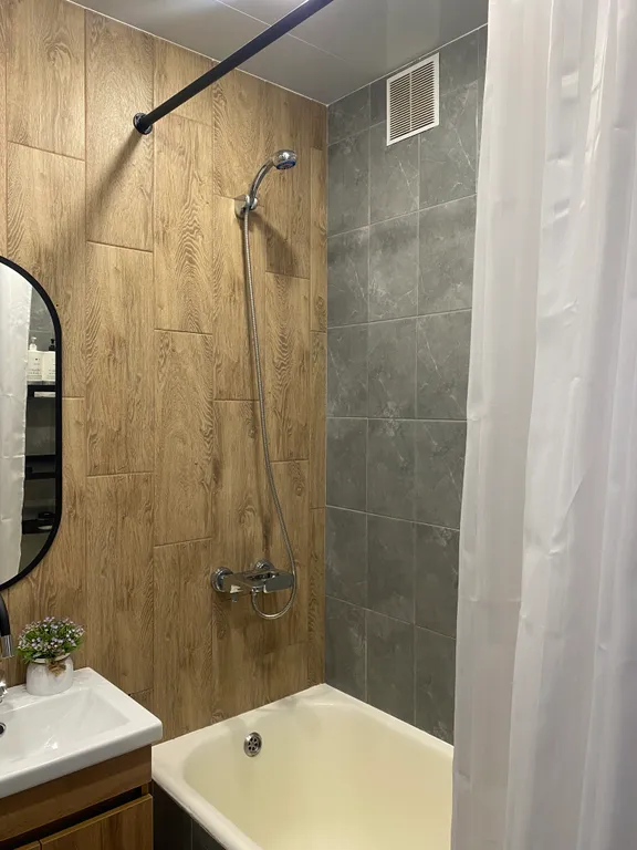 Однокомнатная квартира с видом на горы, Волгу и город