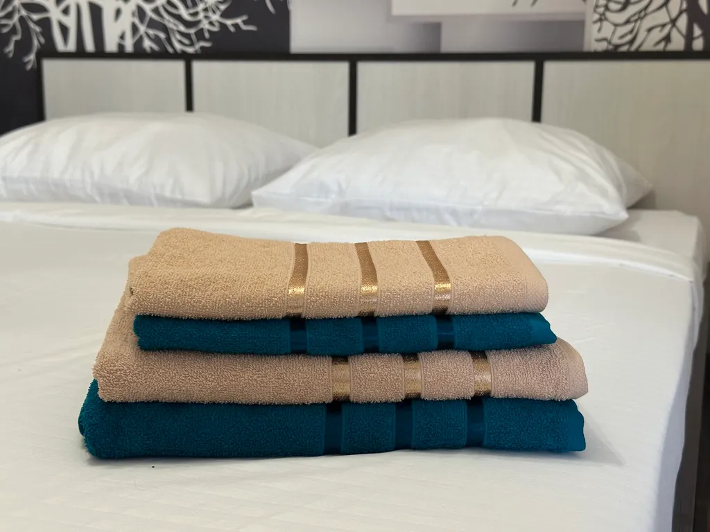 Дизайнерская евродвушка с ванной в тихом районе