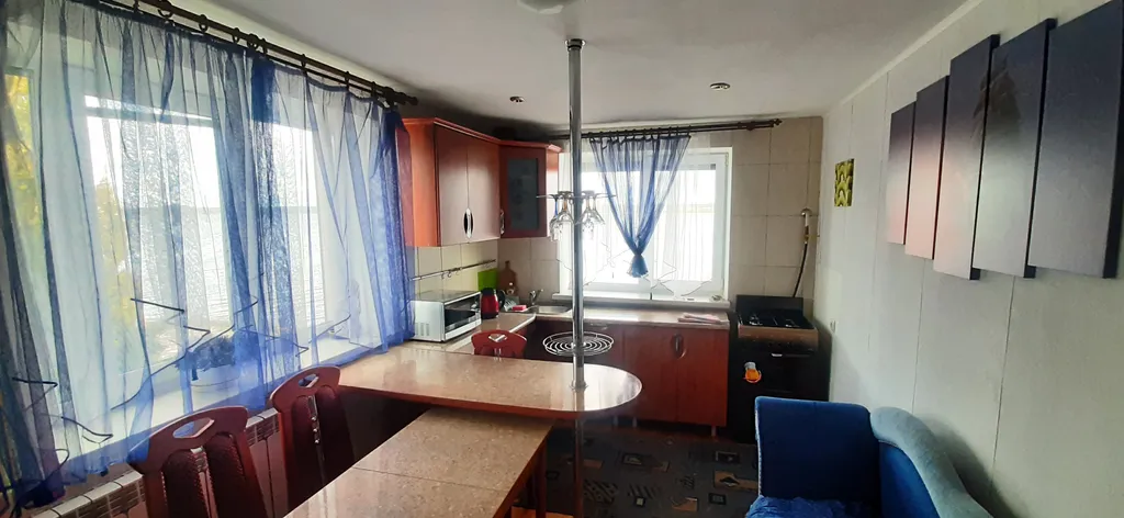 Домик у озера Свирь